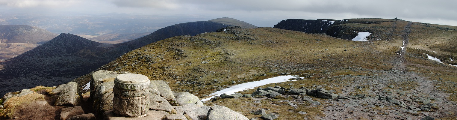 Lochnagar summit